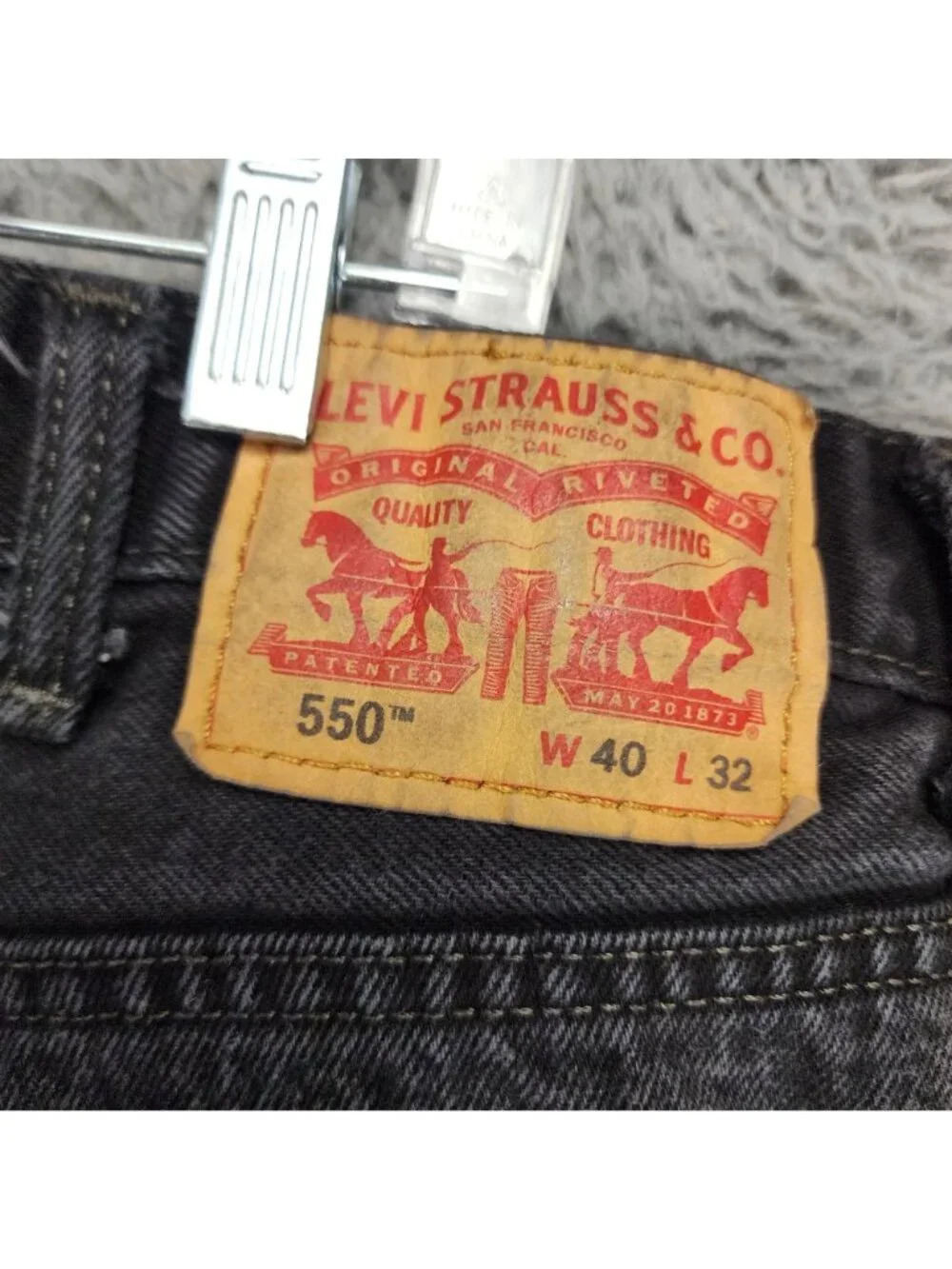 Levis Jeans Mens 40x32 Black 550 Cotton Denim Relaxed Fit Tapered Leg *Read*